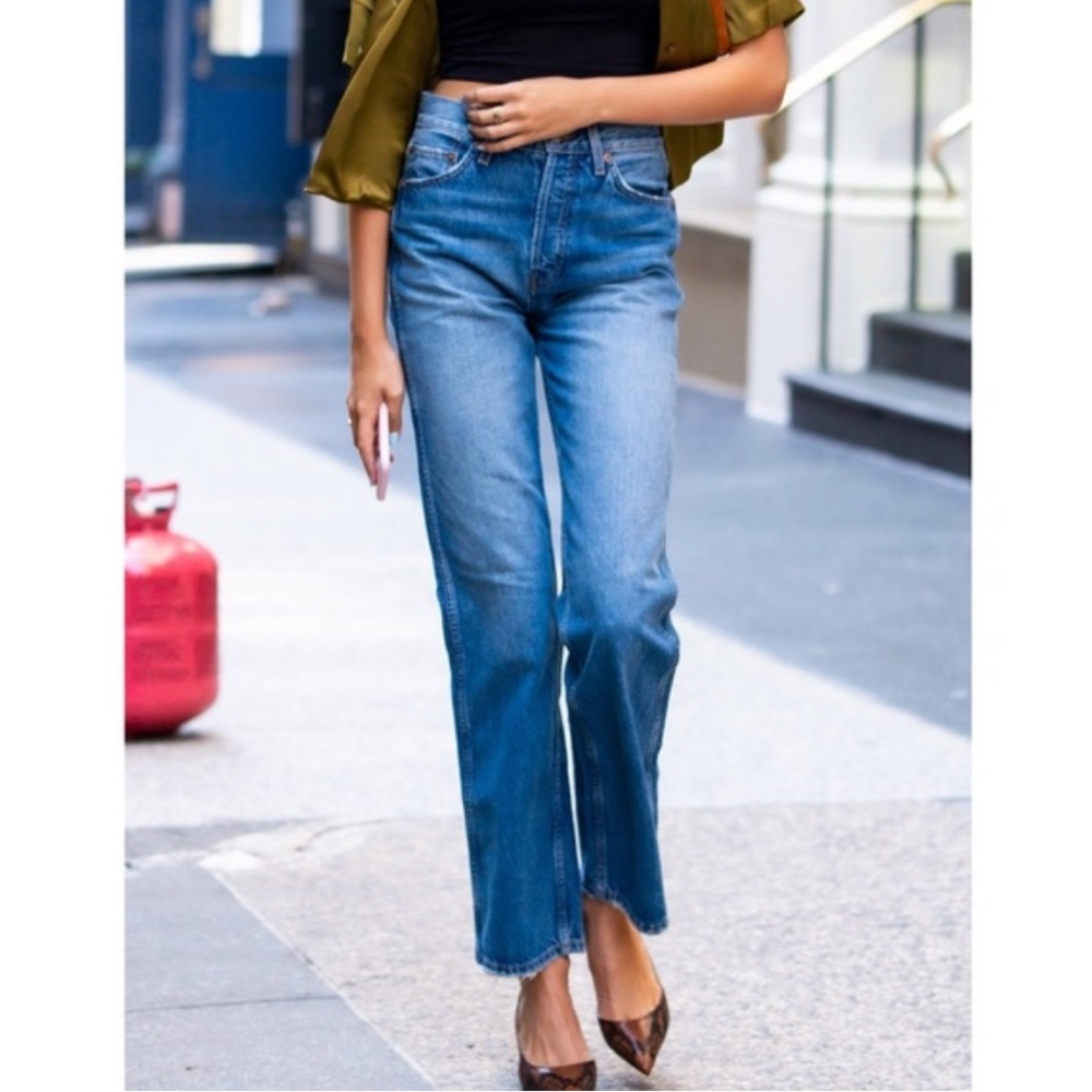 NWOT Levi’s Straight Legged Cropped Wedgie Fit 25